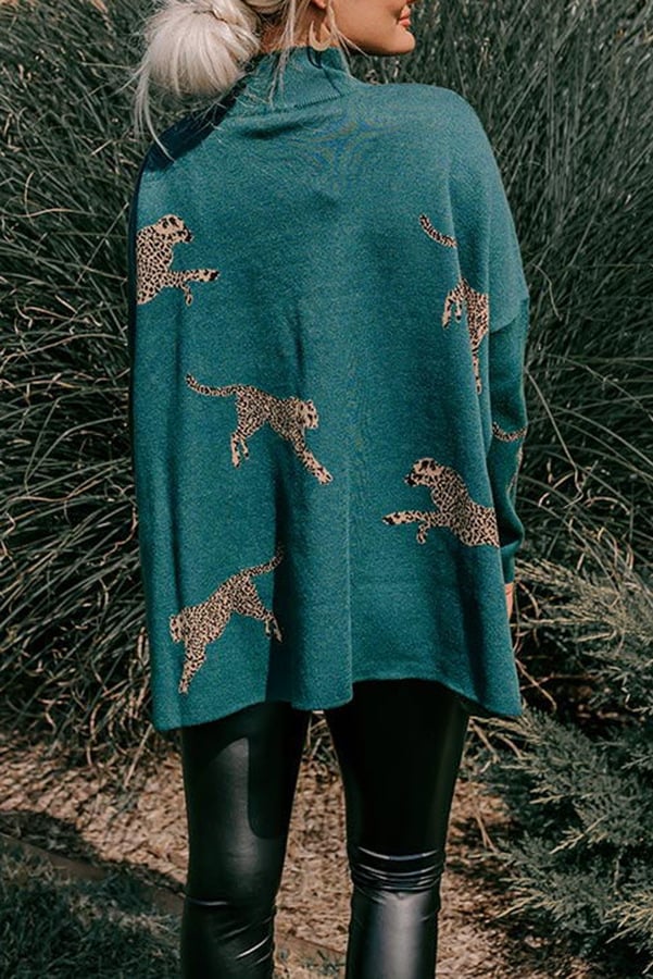 VIDA – CASUAL VINTAGE TIGER & LEOPARD PRINT TOP