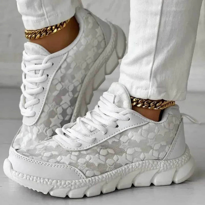 CHARLOTTE – EFFORTLESS BLOOM SNEAKERS