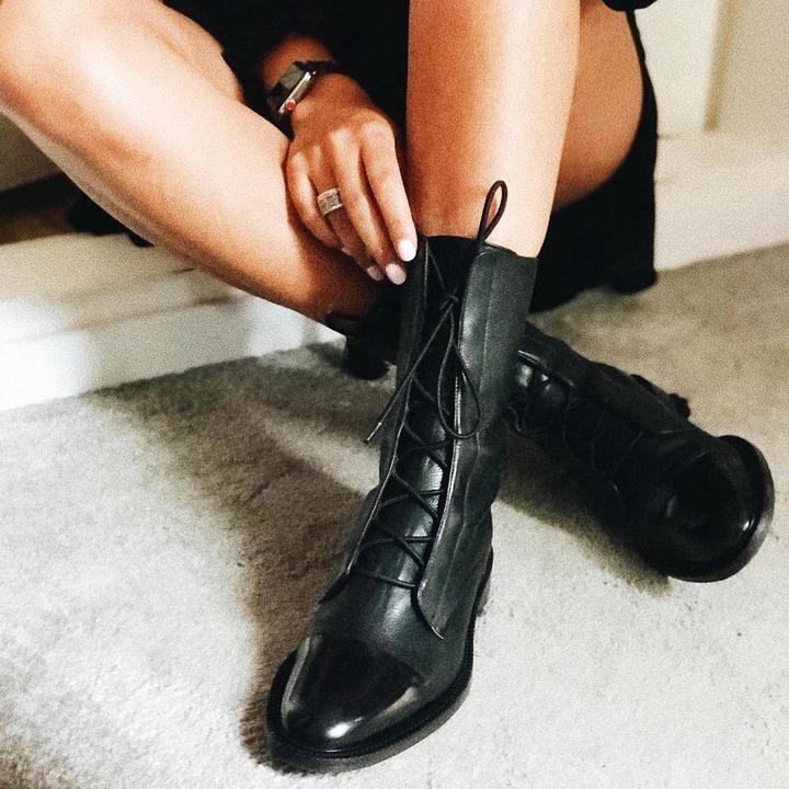 MILA – ELEGANT LACE-UP ANKLE BOOTS