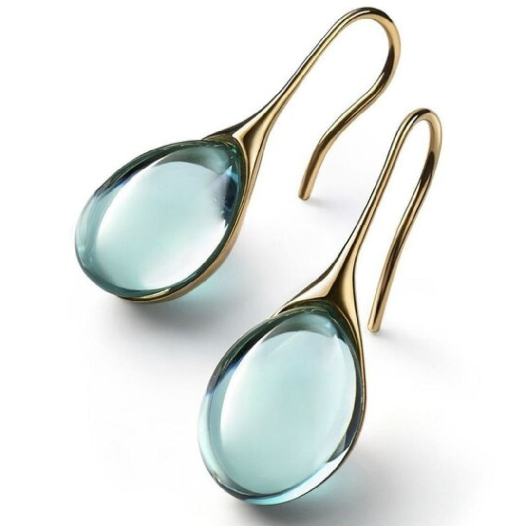 Chic Dangling Earrings with Crystals