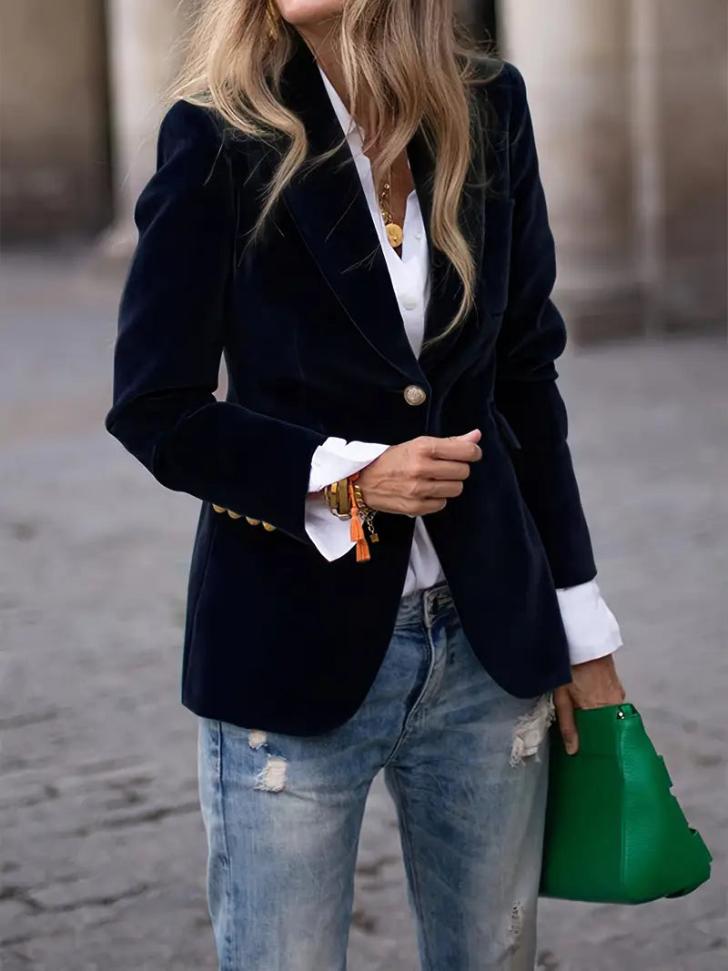 Yvana™ – Elegant Velvet Blazer for Effortless Seasonal Sophistication