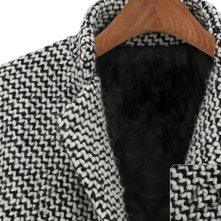 Claudia Coat — Elegance, Warmth, and Guaranteed Compliments